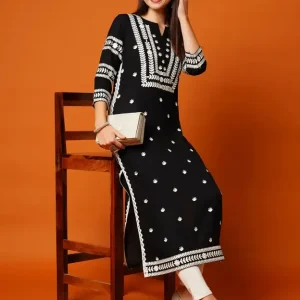 Women Embroidered, Viscose Rayon Straight Kurta